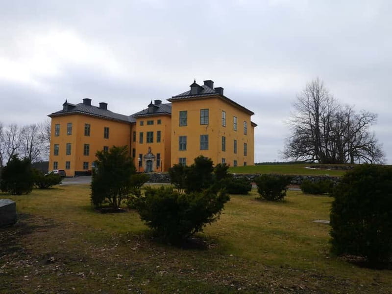 1-day 7h Royal Palace and Castle Tour from Stockholm - Why this palace day is different from a Stockholm city tour