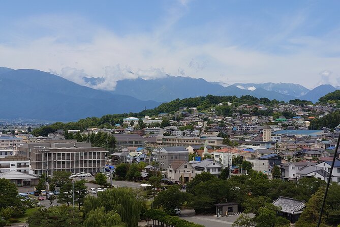 1 Day Tour From Nagano to Matsumoto Castle and Narai-Juku - The seasonal activity adds a local touch