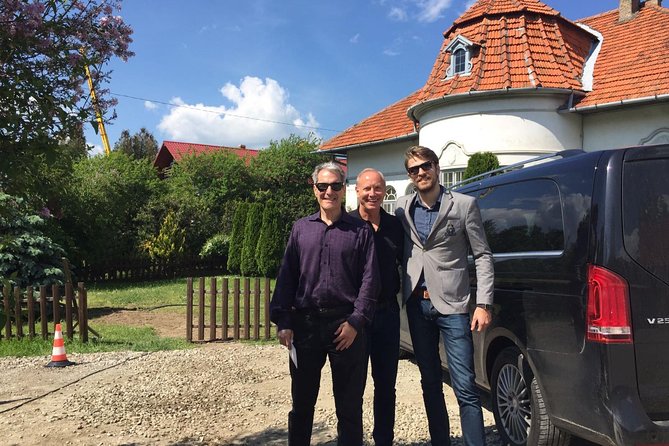 3 Castle:Peles ,Bran,Cantacuzino Tour from Brasov /Hotel pickup - How the day feels on the road