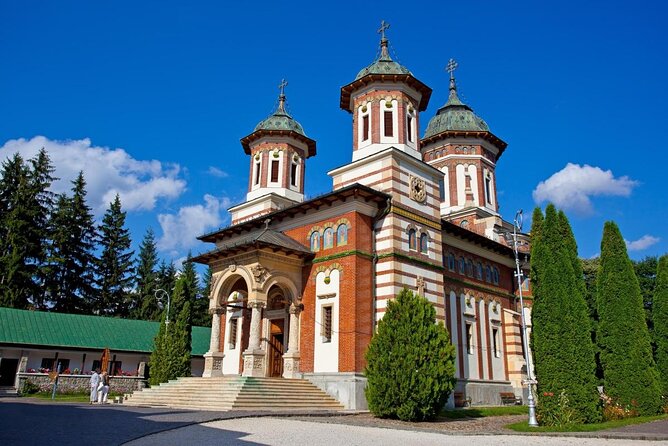 3-Castle: Peles,Bran,Rasnov,Sinaia Monastery from Brasov w pickup - Sinaia Monastery: a brief but worthwhile stop