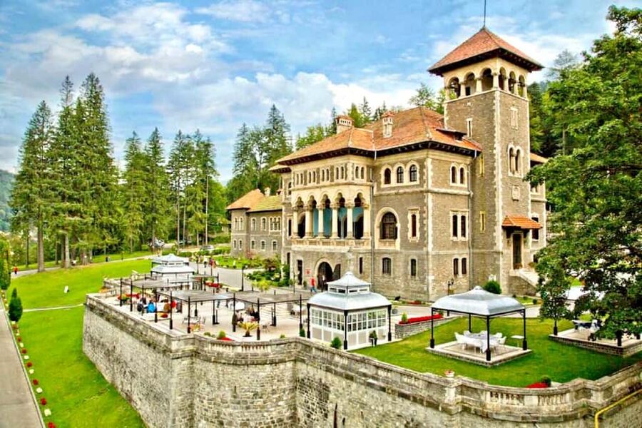3 Castles Tour From Bucharest: Peles, "Wednesday" & Dracula - What the coach ride is really like