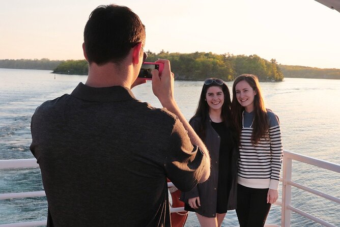 3-Hour 1000 Islands Cruise from Gananoque with views of Boldt Castle - The 1000 Islands Tower and border country