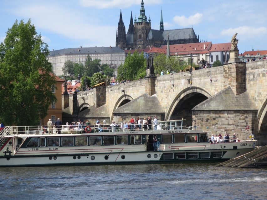 3-Hour Prague Castle & Interiors Tour - The Royal Palace: start with Czech power
