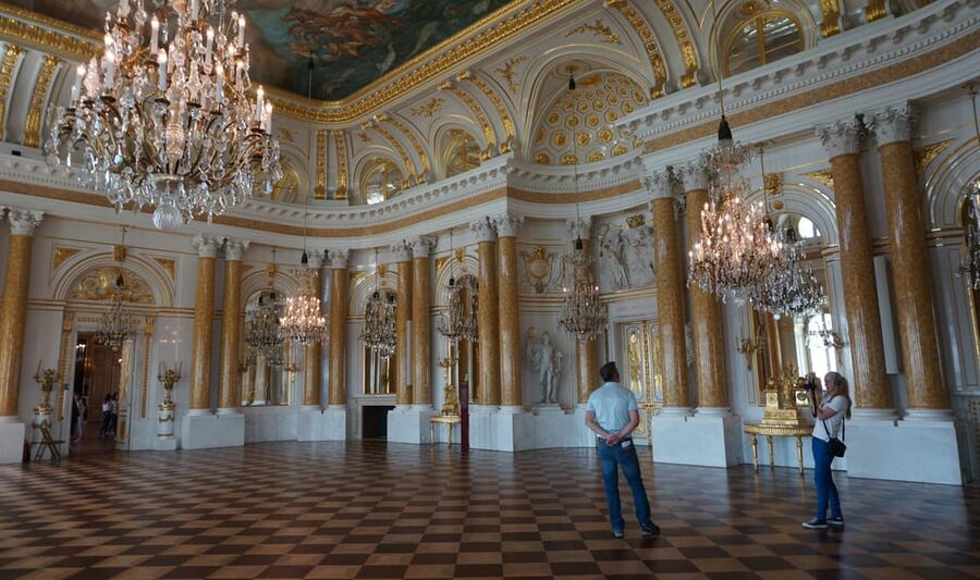 3 hour: Warsaw Old Town with Royal Castle /inc. Pick-up/ - Booking decision: a practical verdict