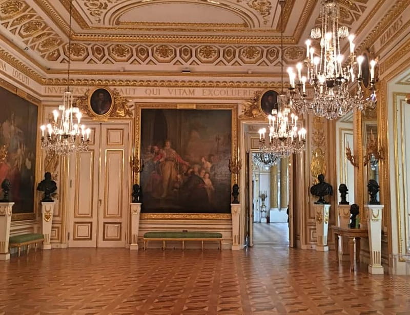 3 hour: Warsaw Old Town with Royal Castle /inc. Pick-up/ - Who will get the most from this tour?