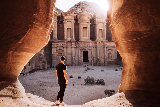 5 Day Tour: Amman Petra Jerash Mount Nebo Shobak Castle Wadi Rum Red & Dead Sea - What the $899 price really covers
