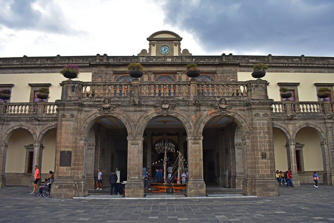 5 Hour Tour through Chapultepec, Anthropology Museum and Castle - Entering the National Museum of Anthropology