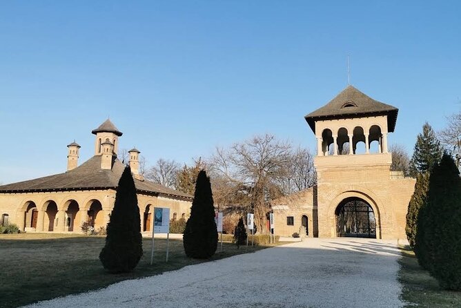 5h Abandoned Fort, Dracula's Grave and Mogoșoaia Palace, Private - Is $142.83 per person a fair price?