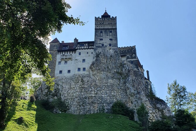 7-hour Private Tour to Bran Castle from Bucharest - What you can expect from the guides