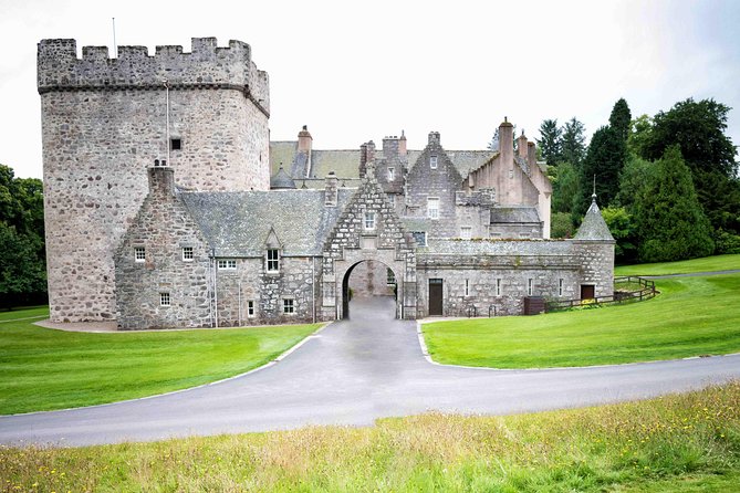 Aberdeenshire Private Half Day Castle & Historic Building Tour - Malcolm’s guiding style is part of the value