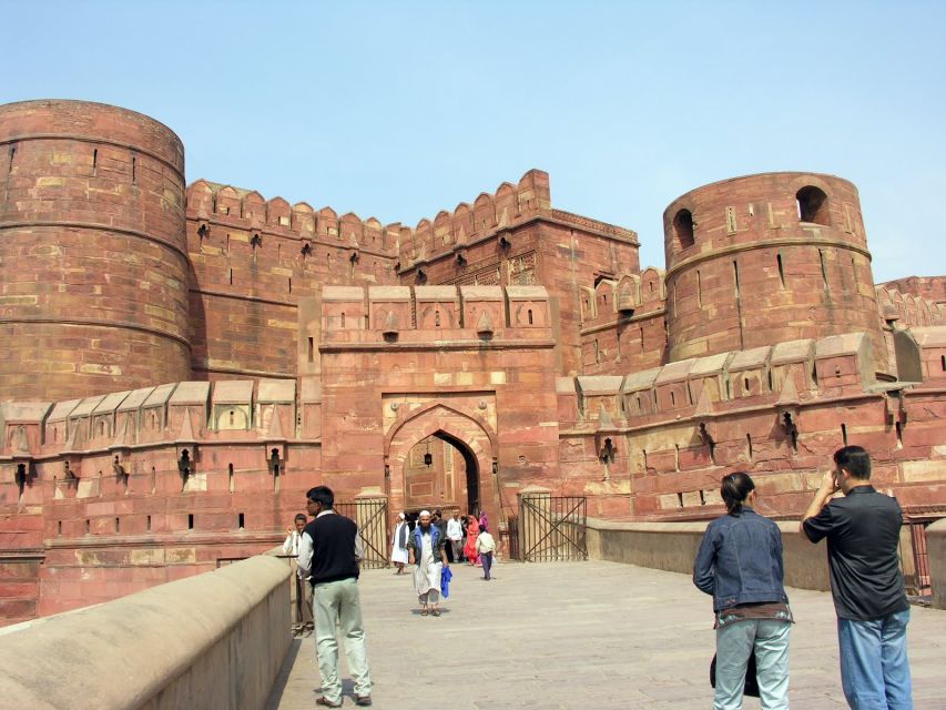 Agra: Guided Tour of Taj Mahal, Agra Fort and Fatehpur Sikri - Fatehpur Sikri, the abandoned imperial capital
