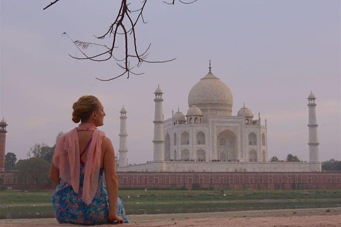 Agra Half-Day Tour of Taj Mahal and Agra Fort by Car - Entering the Taj Mahal in the first part of the morning