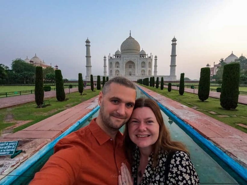 Agra: Skip-the-Line Private Tour of Taj Mahal & Agra Fort - Taking the breakfast break