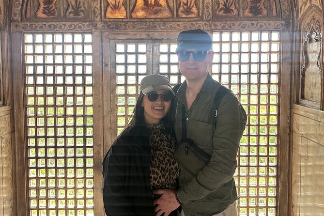 Agra: Skip the Line Taj Mahal and Agra Fort Private Day Tour - Why a Private Car Matters in Agra
