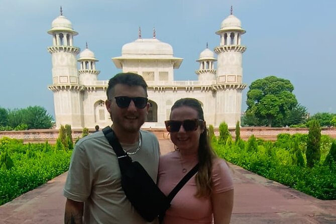 Agra: Skip the Line Taj Mahal and Agra Fort Private Day Tour - Should You Book It?