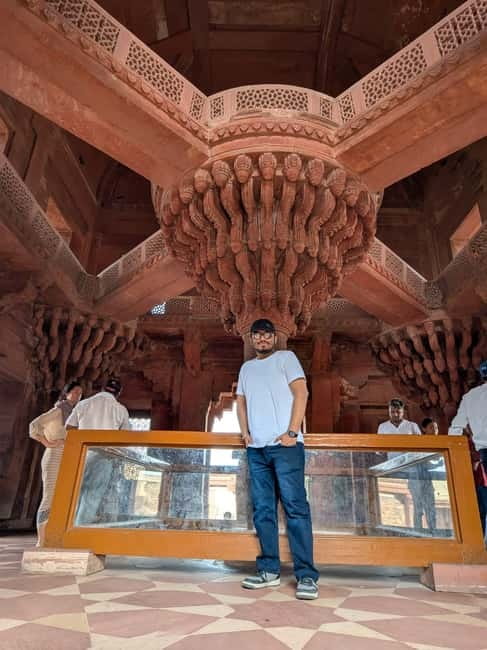 Agra: Taj Mahal, Agra Fort & Fatehpur Sikri Guided Tour - The road to Fatehpur Sikri