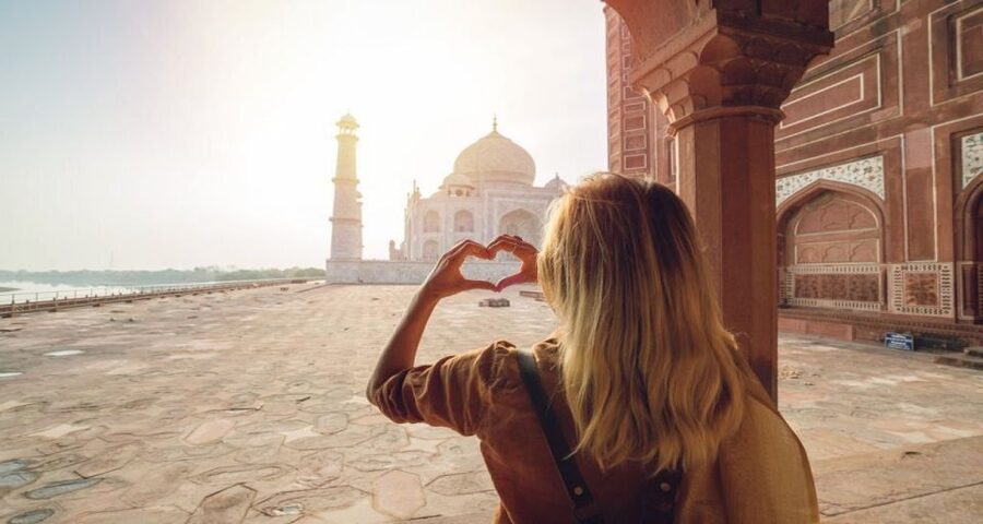 Agra: Taj Mahal Skip-The-Line, Agra Fort & Baby Taj Tour - Starting with the Taj Mahal