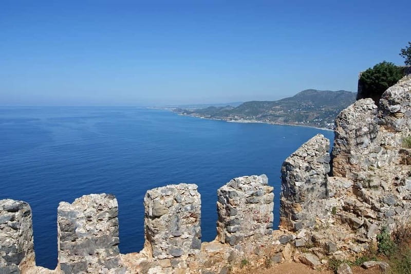Alanya: Castle Sunset Tour, Damlatas Cave&Cable Car Options - Damlatas Cave is atmospheric but brief