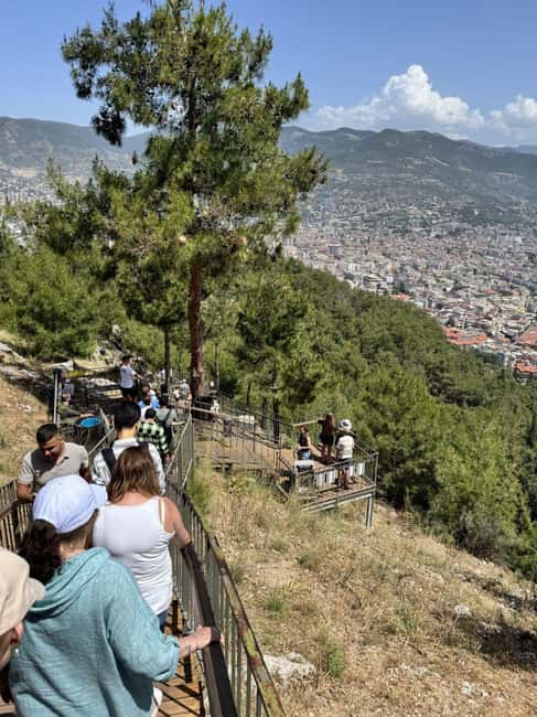 Alanya Sunset Tour: Cable Car, Castle & Kleopatra Beach - Why this short Alanya tour works well
