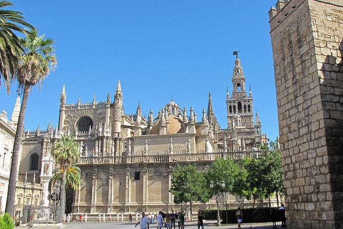 Alcazar and Cathedral of Seville Tour with Skip the Line Tickets - Meeting at Calle Francos