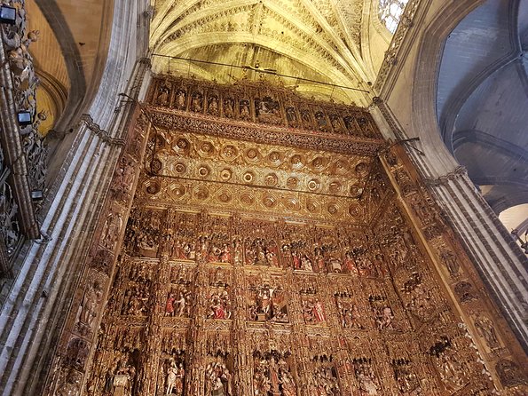 Alcazar and Cathedral of Seville Tour with Skip the Line Tickets - The Royal Alcazar: Moorish design and royal rooms