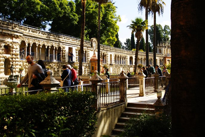 Alcazar of Seville Exclusive Group, max. 9 travelers - Is $66 a fair price?