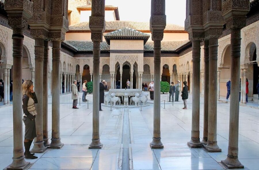 Alhambra and Albaicín Full-Day Private Tour from Seville - Key points to know before booking