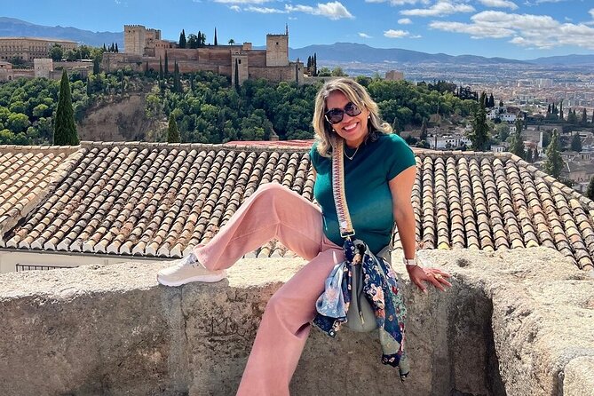 Alhambra Guided Tour & Albaicin Tour from Seville - A long day from Seville to Granada