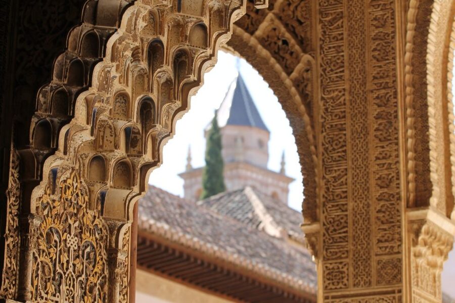 Alhambra Guided Tour with Fast-Track Entry - The Nasrid Palaces: the emotional center of the visit