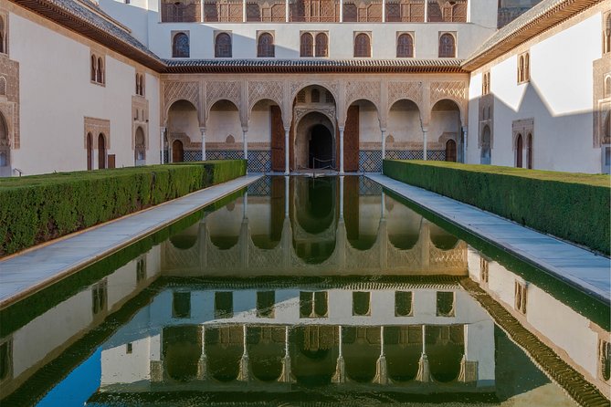 Alhambra Skip-the-line Private Tour including Nasrid Palaces - Nasrid Palaces: the tour’s essential final hour