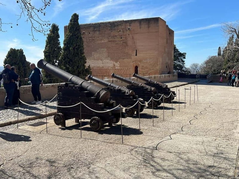 Alhambra Surroundings: History, Architecture and Legends - What this $26 walk really gives you