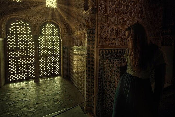 Alhambra Ticket Last Minute Deals - The Palace of Carlos V: a sharp change in style