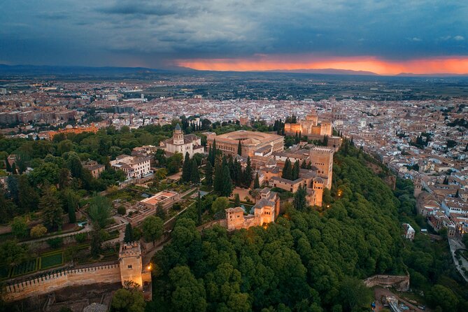 Alhambra with Nazaries Palaces Private Tour - Price, tickets, and what you are actually buying