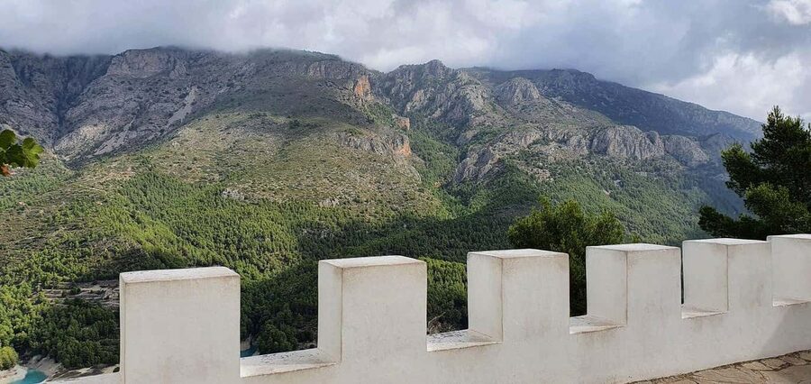 Alicante, Santa Pola, Benidorm: Castle & Village Guadalest - The Castle View Over Lake Guadalest