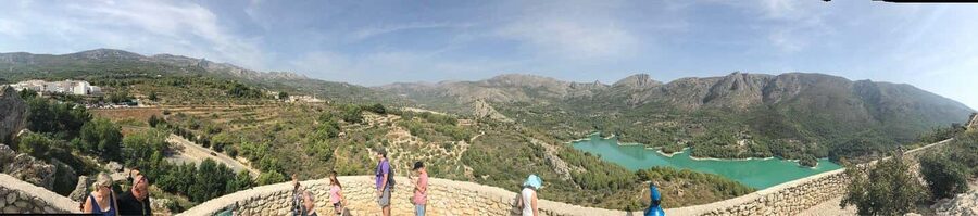 Alicante, Santa Pola, Benidorm: Castle & Village Guadalest - Local Shops, Tastings, and a Café Stop