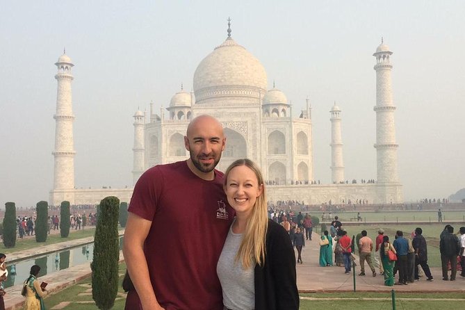 All Inclusive Day Trip to Taj Mahal, Agra Fort and Baby Taj from Delhi by Car - The long road from Delhi to Agra