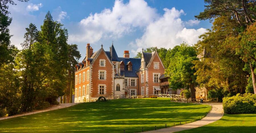Amboise: Clos Lucé Castle, Da Vinci Park and Museum Ticket - Inside the château: Leonardo’s private world