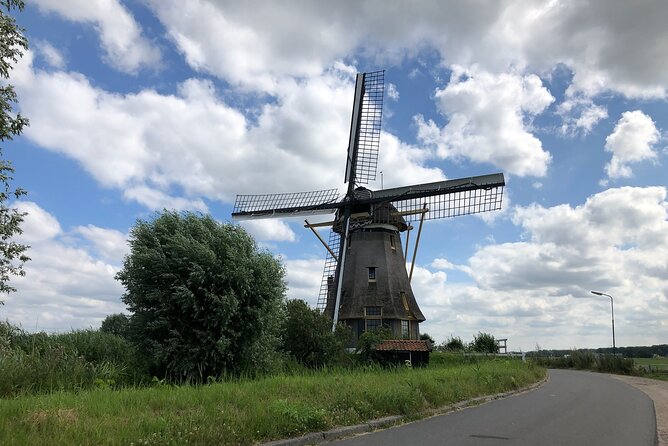 Amsterdam Castle & Utrecht City - Private Day Tour - The countryside drive adds more than convenience