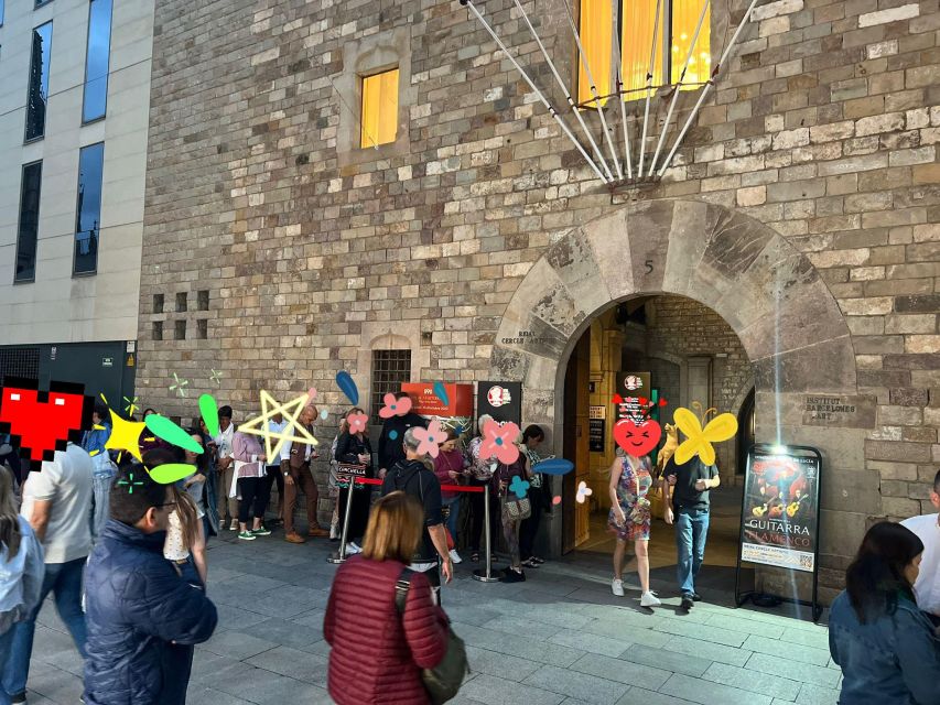 Barcelona: Guitar Trio & Flamenco Dance @Pignatelli Castle - The three guitarists and the sound of Spain