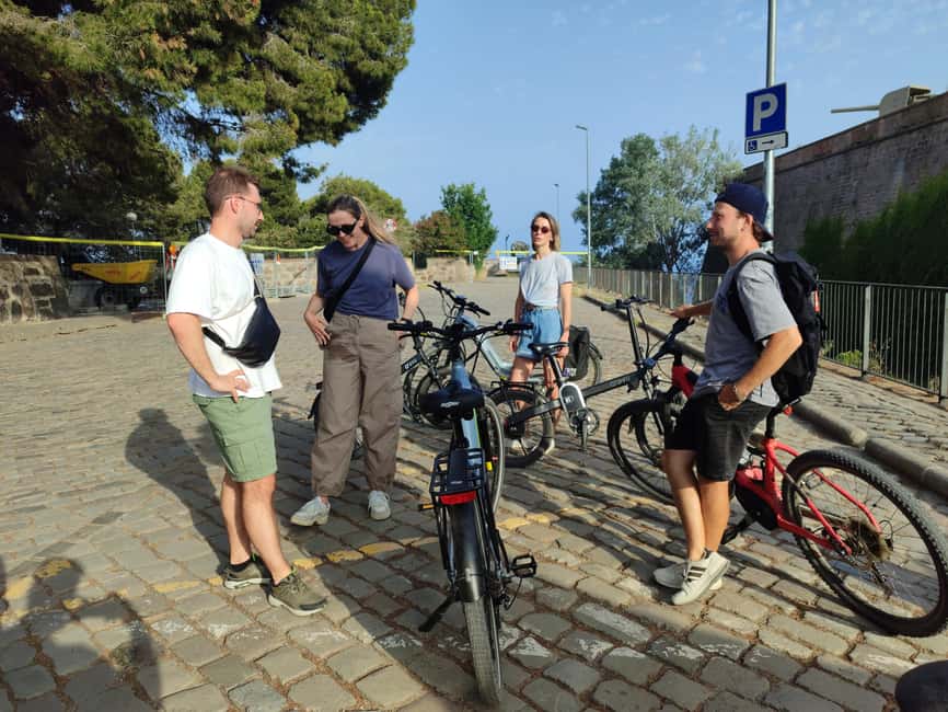 Barcelona: Montjuïc e-bike Adventure with Views and Castle - Palau Nacional, Plaça d’Espanya, and the ride back