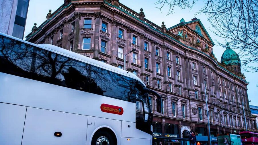 Belfast: Giant's Causeway & Irish Castles Tour -WIFI onboard - Coach comfort, timing, and the value of $28