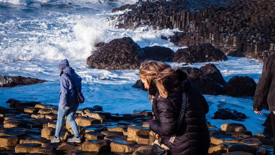 Belfast: Giant's Causeway & Irish Castles Tour -WIFI onboard - Who should book this tour