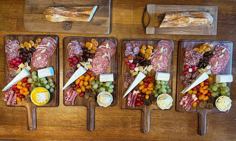 Bergerac: Lunch at Chateau Lestevenie - The two-hour rhythm at Chateau Lestevenie