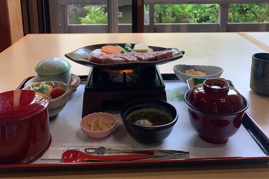 Best of Himeji Castle: 3hr Tour with Licensed Guide - Koko-en’s 35-minute garden pause