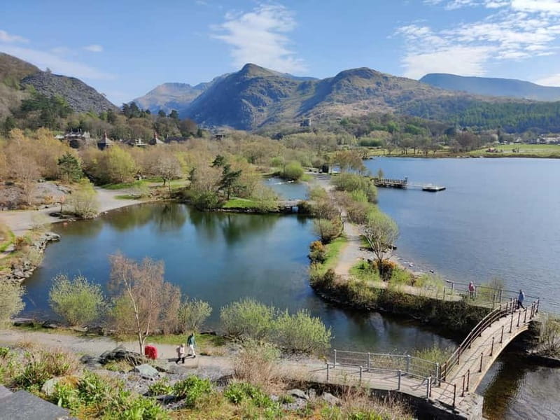 Best of Snowdonia Day Trip: Tour from Llandudno & Conwy - Caernarfon Castle sets the historical tone