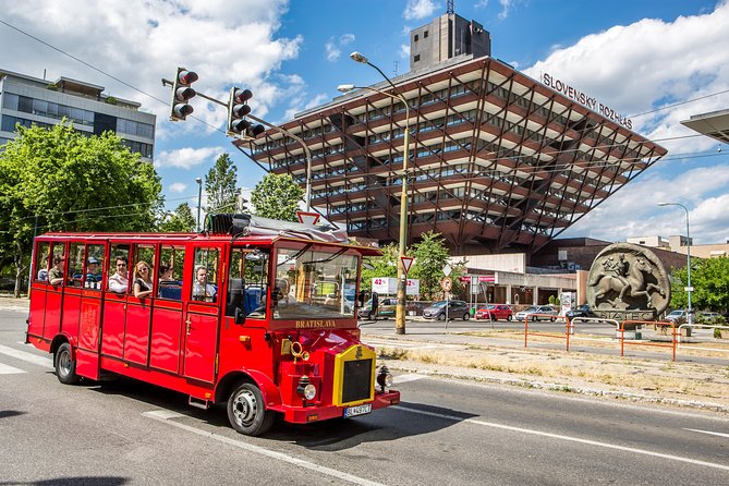 Big Castle Tour in Bratislava by Presporacik Sightseeing Vehicle - A fast route from the opera house to Bratislava Castle