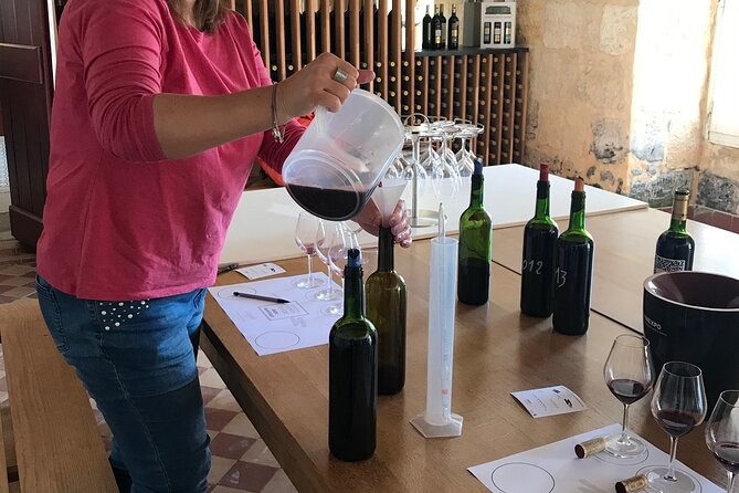 Blending workshop and tour of the chateau - A Bordeaux wine visit with a practical twist
