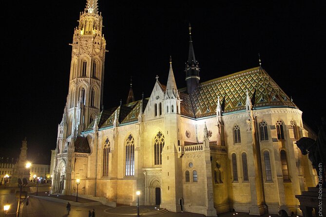 BloodThirsty Hungary - Castle District - Spending an hour with the Turul bird