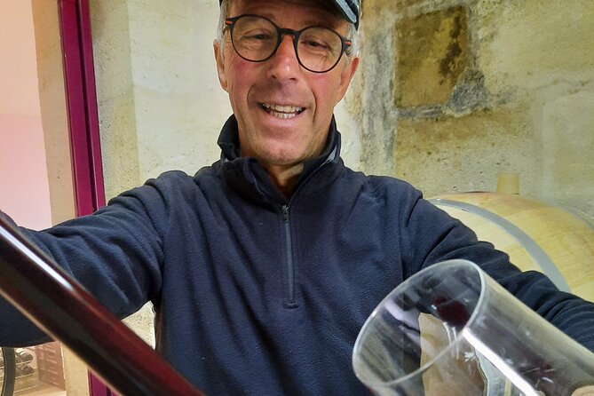 Bordeaux Médoc Region Private Wine Lovers Tour with Chateau Visits & Tastings - Transport, timing, and comfort