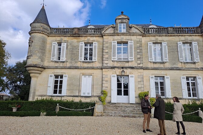 Bordeaux Médoc Region Private Wine Lovers Tour with Chateau Visits & Tastings - Is $659.04 per person fair?